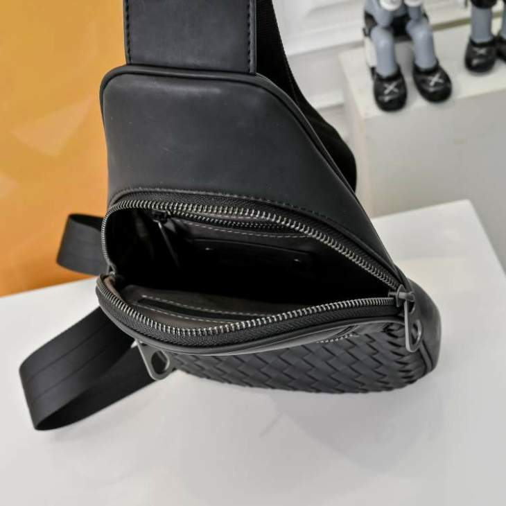 Picture of Bottega Veneta Mens Bags _SKUfw197239924fw